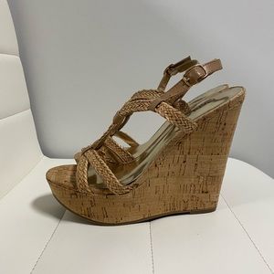 Carlos Santana Wedges 6 1/2